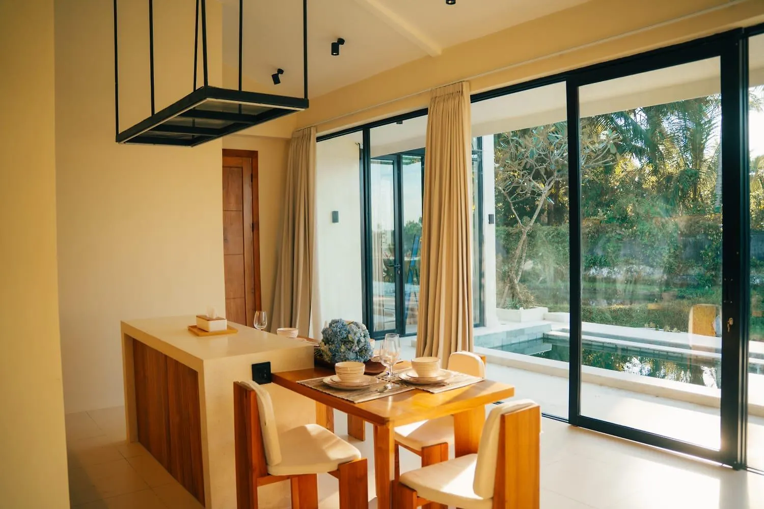 Ubud Dzen Villa Indonesia